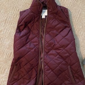 maternity vest-old navy size xs, like new